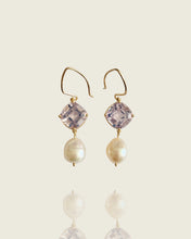 Load image into Gallery viewer, Lavender Quartz and Pearl Earrings
