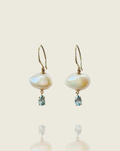 Load image into Gallery viewer, Blue Cloud Pearl Earrings
