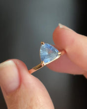 Load and play video in Gallery viewer, Blue Sapphire Trillion Ring
